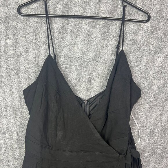 NWT LULUS Wrap Dress Skort Romper Medium Ruffled Midi Tying Belt Size M - Picture 4 of 8